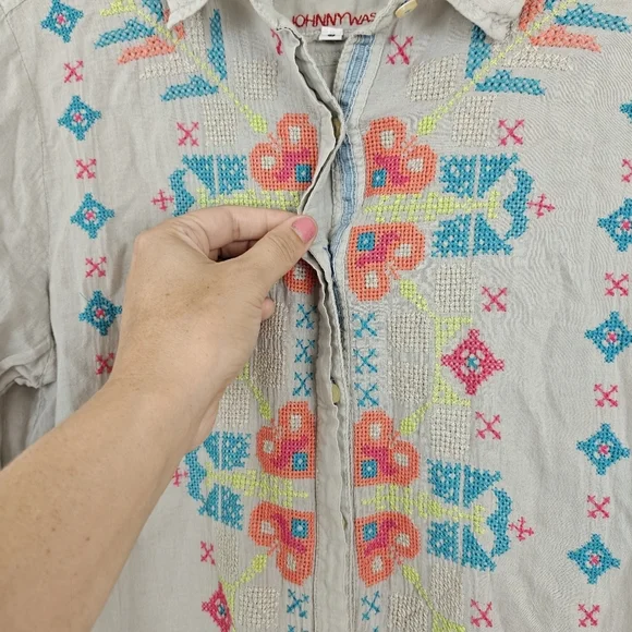 3J Workshop Johnny Was Long Sleeve Button Down Embroidered Lightweight Top Small - Picture 6 of 12